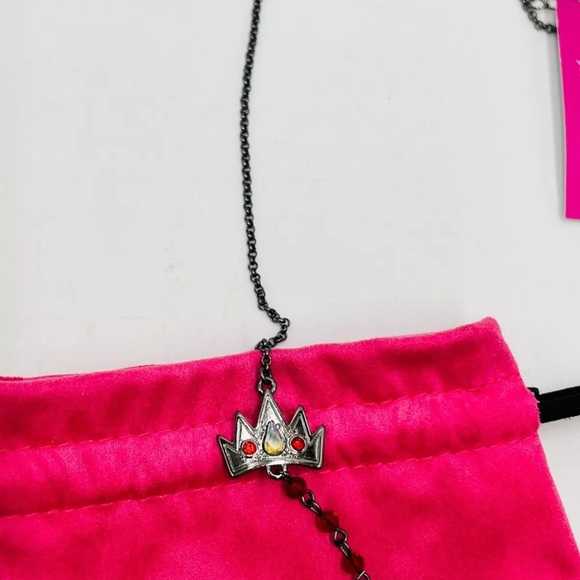 Disney parks x Betsy Johnson poison ☠️ apple 🍎 - Picture 3 of 6